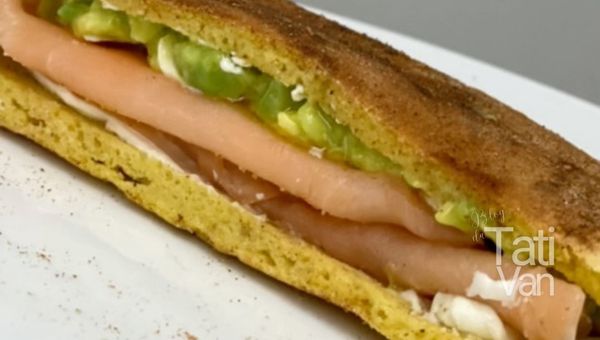 Pão De Frigideira com 2 Ingredientes