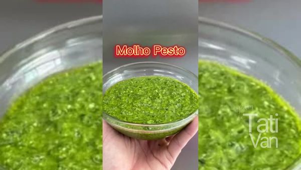 Molho Pesto de Manjericão Fresco: Uma Delícia Versátil para Acompanhar suas Massas Favoritas