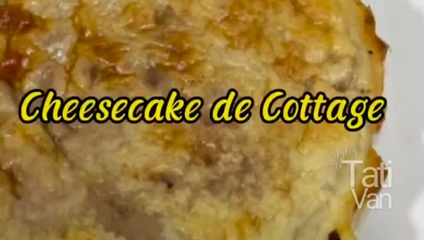 Receita de Cheesecake de Cottage Deliciosa Sobremesa Saudável com Whey e Geleia de Morango - Tati Van